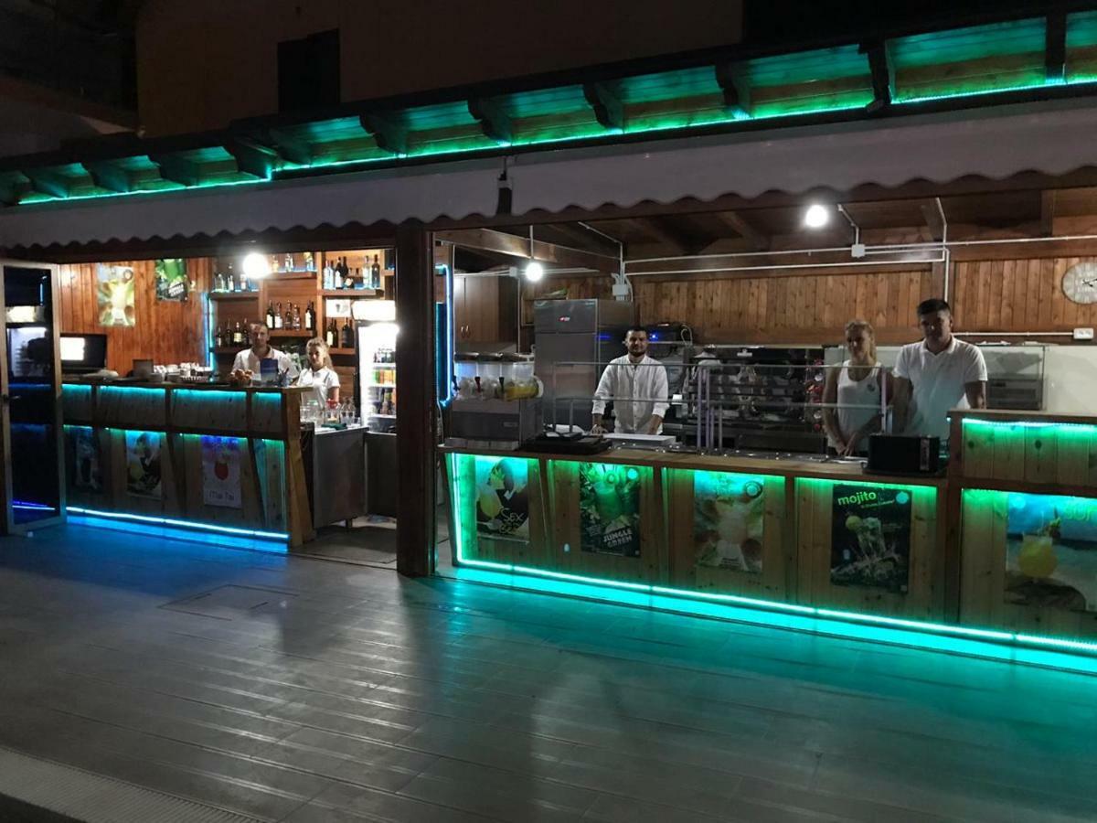 Brian Hotel Velipojë Dış mekan fotoğraf